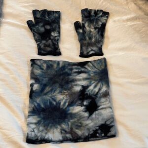 Tie-Dye Fingerless Gloves and Neck Warmer Set